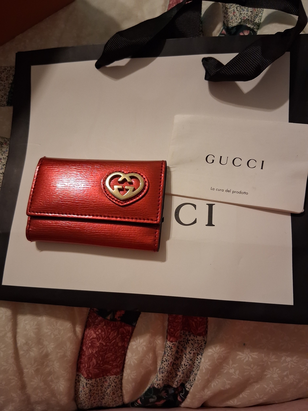 Gucci Metallic Red Heart Logo Compact Key Holder